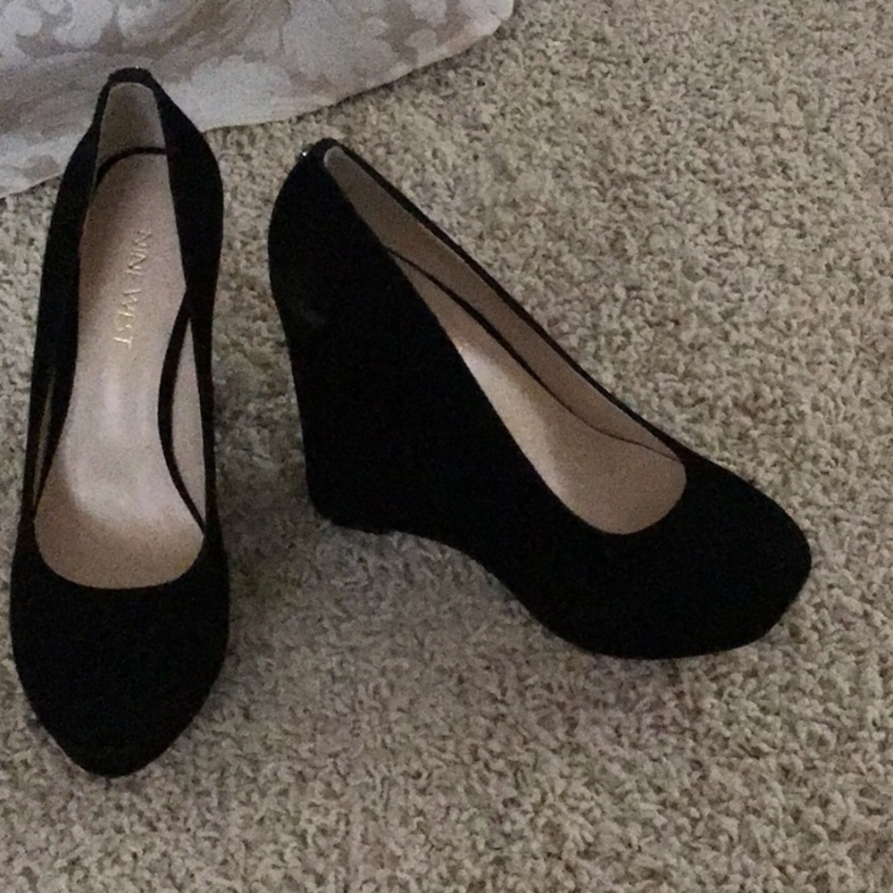 5” heel 1.5 platform Leather Wedge pumps